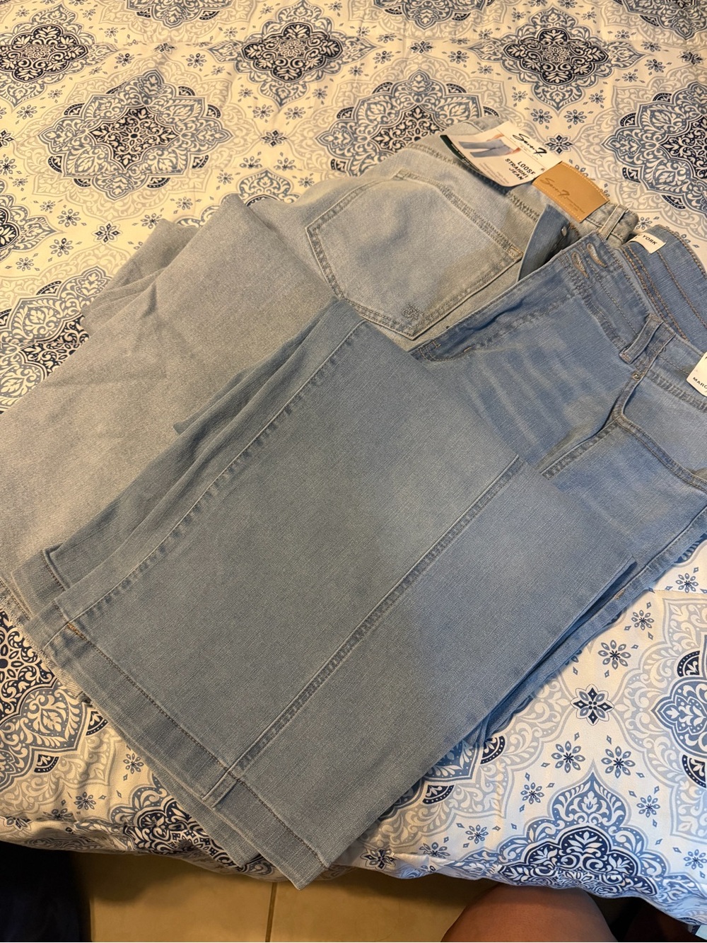 Light Blue women’s  Jeans - Classic Straight Fit 18W Marc NY Seven7